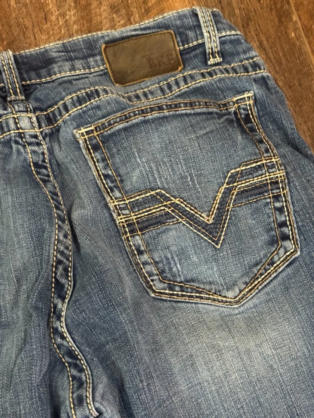 BKE Tyler Straight Leg Medium Wash Faded Denim Jeans Size 34L